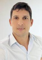 Bombeiro Luciano Fontes ( 35 )   